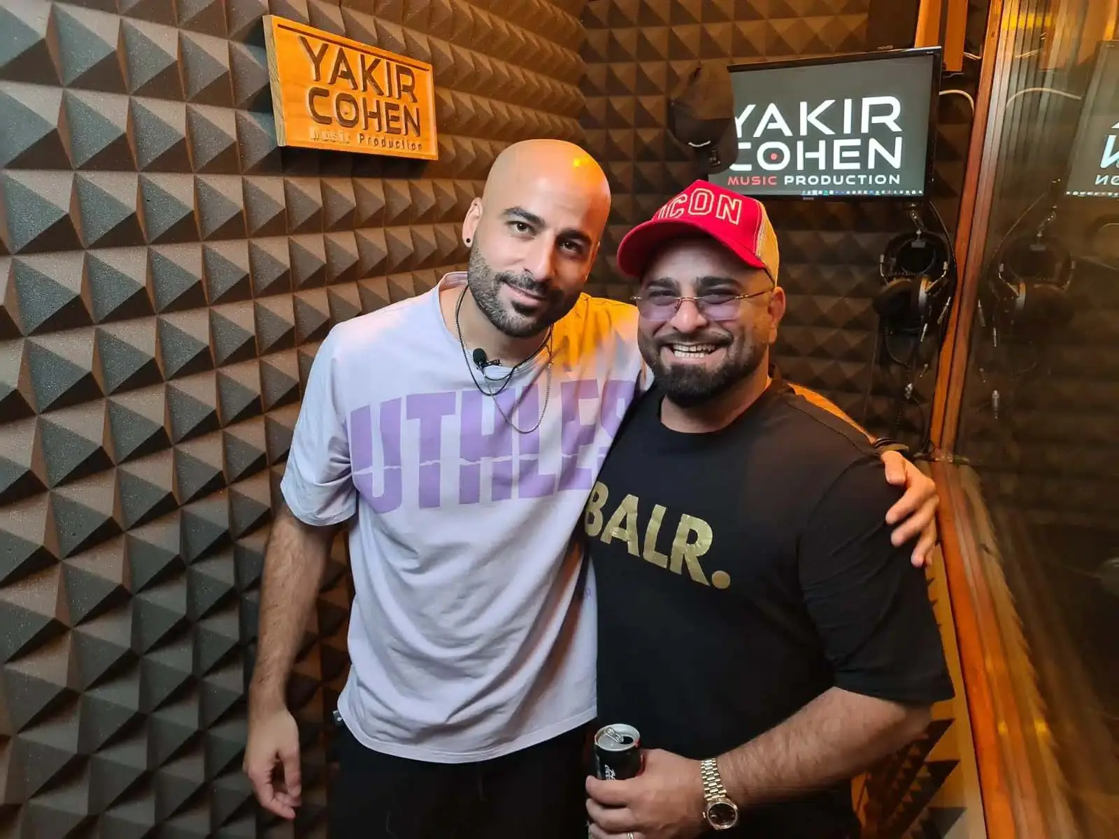 איציק שמלי באולפן יקיר כהן הפקות